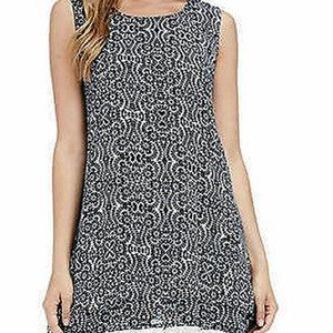 Fever Woman Double Layer Sleeveless Blouse